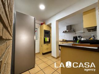Pis  Calle ruiz gijón. Venta de piso en arco norte  avda. españa de 2 habitaciones con