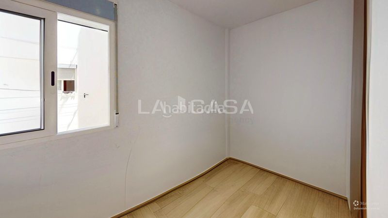 Foto fcb1ab24-c955-4ef6-b3a9-6f8aef16db8d. Pis a Aiora Valencia