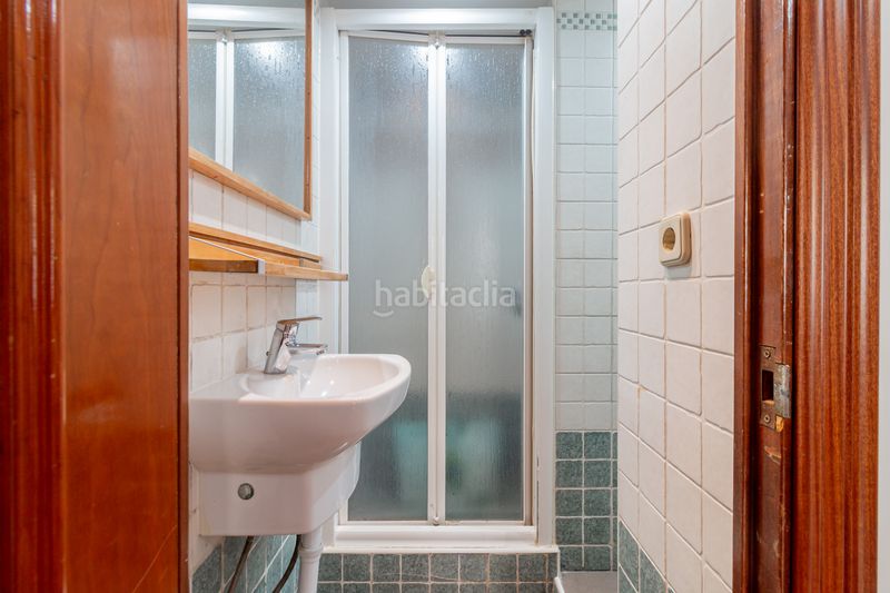 Foto 7461b3b5-9613-42de-abc1-b5eeb533d8c8. Planta baixa a Comillas Madrid