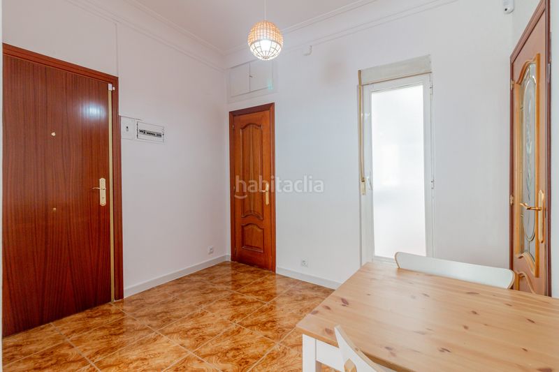 Foto a08e32dd-7820-45e0-8622-4889c272992f. Planta baixa a Comillas Madrid