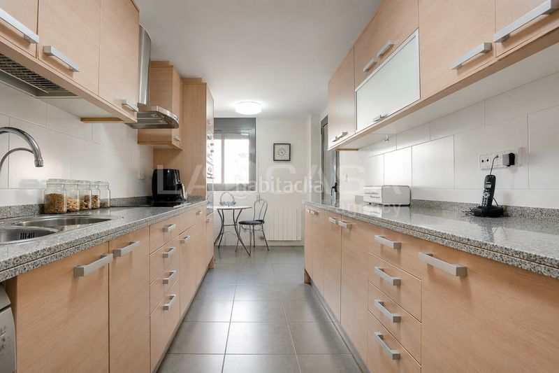 Foto b830e94b-421e-4b6c-a4d3-0ba7ef675a50. Pis a Muntanyeta Castelldefels