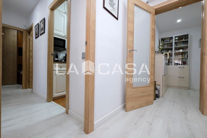 Foto d964ffee-2cdb-4280-995e-17251a6e8e0e. Pis a Vilapicina - Torre Llobeta Barcelona