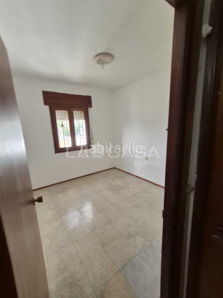 Foto b2179807-305a-4297-8674-7fc9cd7d0a4a. Casa adosada chalet adosado en los barrios en Barrios (Los)