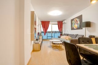 Pis  Gran via de les corts catalanes. Piso en venta en la verneda i la pau de 3 habitaciones con balcó