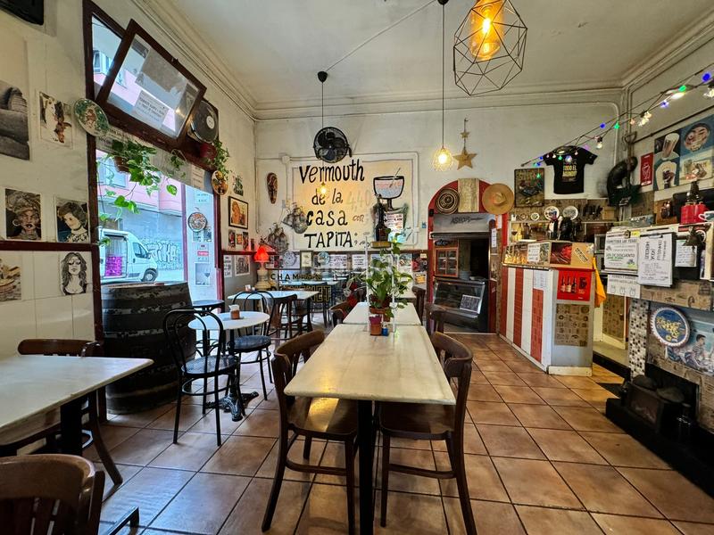 Foto d7324931-13e7-40ca-8fff-53bc0c71fc93. Local comercial en El Camp de l´Arpa del Clot Barcelona