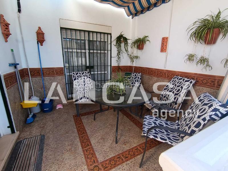 Foto 5d31be89-2f36-4a91-b40a-93f7624a65ac. Casa adossada a Vista Azul - Consolación Dos Hermanas