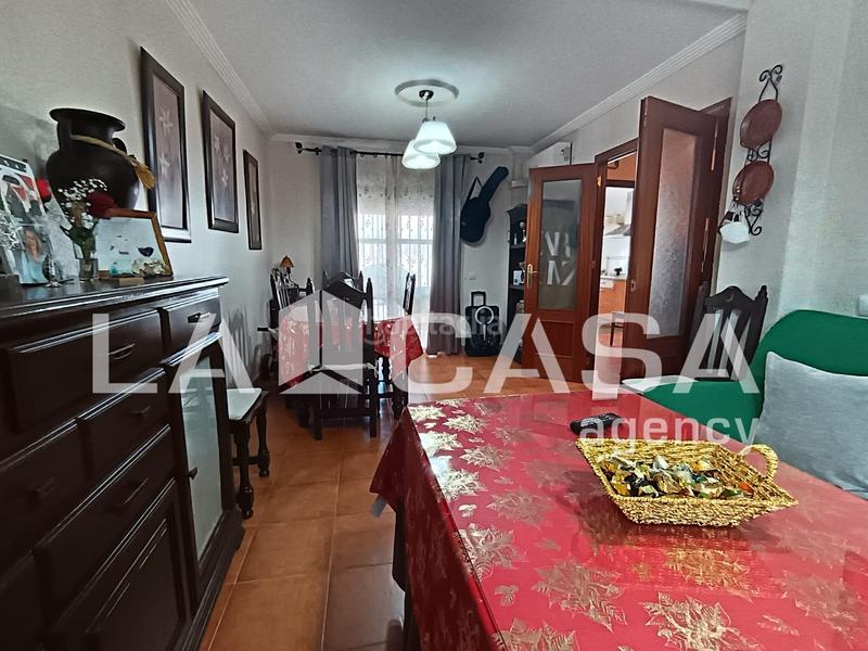 Foto d8764e9e-7736-46b0-a379-19e35bee1e52. Casa adossada a Vista Azul - Consolación Dos Hermanas