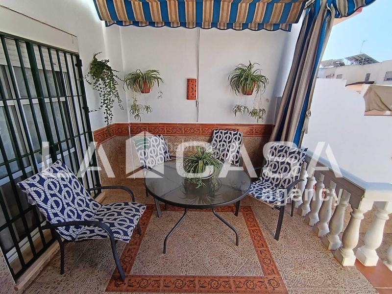 Foto d8f87649-88ff-4006-be93-5607f0e09c8a. Casa adossada a Vista Azul - Consolación Dos Hermanas