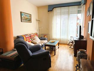 Appartement  Calle enric prat de la riba d'. Excelente piso en lhospitalet de llobregat, listo pra vivir