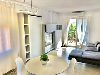 Etagenwohnung  Carrer de càdiz. Piso en venta en can bou