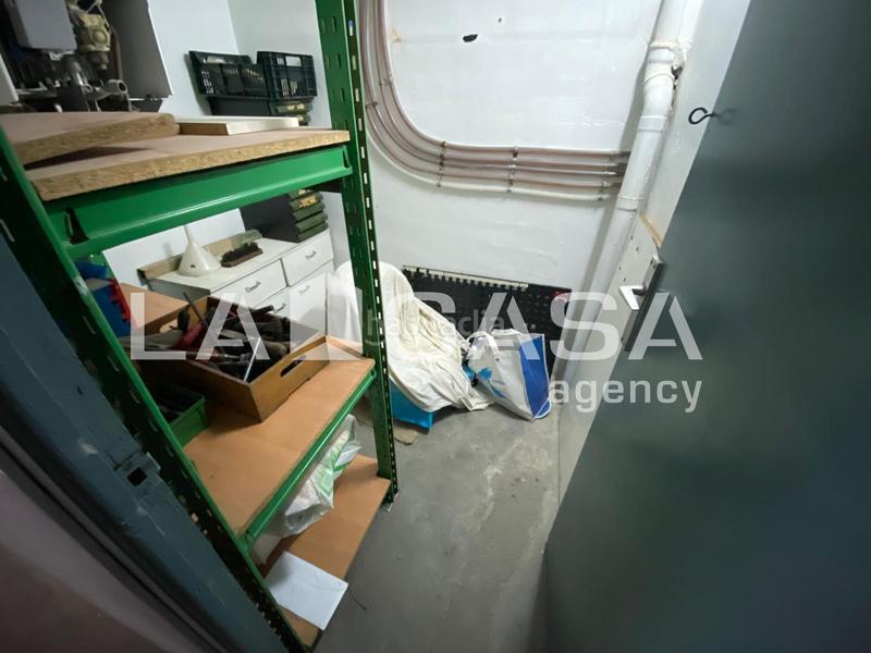 Foto 01888e54-8400-4a33-aab8-d54cf94c7560. Business premise in Centre Santa Coloma de Gramenet