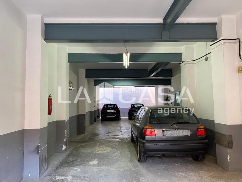 Foto 147a6ec8-07dd-4a12-8e8c-4da8d9121087. Business premise in Centre Santa Coloma de Gramenet