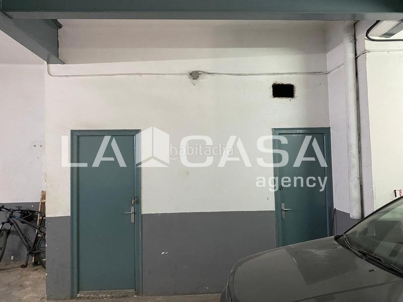 Foto 7ae41e6e-5916-4e38-b774-cc8f7891ddcc. Business premise in Centre Santa Coloma de Gramenet