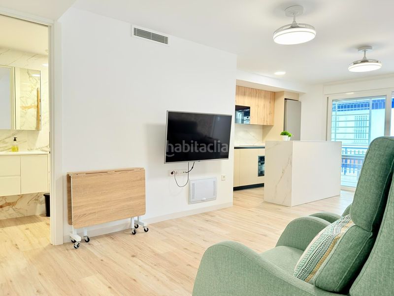 Foto 8eeda7b5-c7fe-461b-9491-7512c78fcd67. Apartamento exclusivo apartamento reformado de 3 dormitorios primera línea del mediterráneo, las sirenas i, la manga km 1 en Manga del Mar Menor (La)