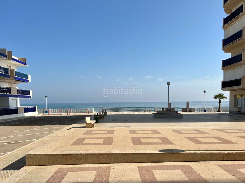 Foto 921ab18c-a5cd-41cf-a37d-b406b0516bb7. Apartamento exclusivo apartamento reformado de 3 dormitorios primera línea del mediterráneo, las sirenas i, la manga km 1 en Manga del Mar Menor (La)