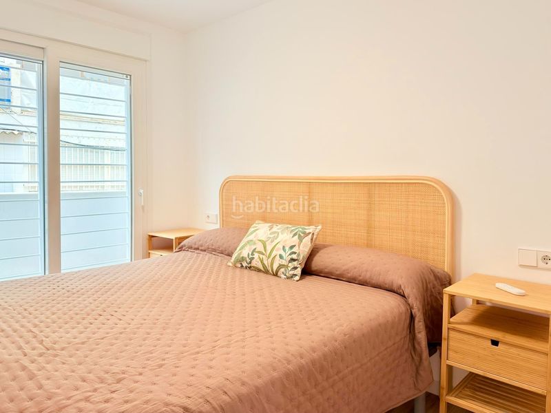 Foto b2d89fcb-2e2e-4d86-9220-b99f6615d783. Apartamento exclusivo apartamento reformado de 3 dormitorios primera línea del mediterráneo, las sirenas i, la manga km 1 en Manga del Mar Menor (La)