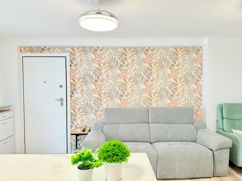 Foto d4f98e4a-99e1-43b7-8fd1-f3a00bb7ee35. Apartamento exclusivo apartamento reformado de 3 dormitorios primera línea del mediterráneo, las sirenas i, la manga km 1 en Manga del Mar Menor (La)