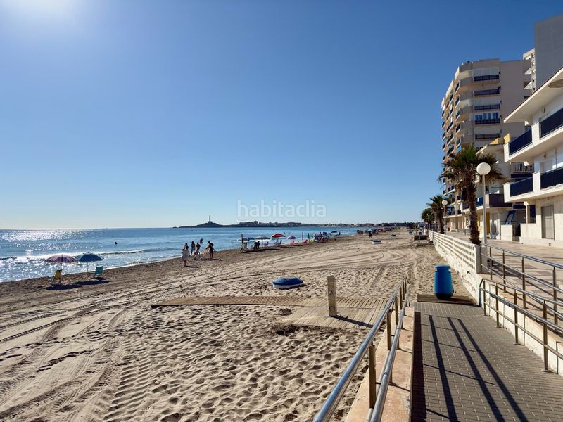 Foto d585e3f3-b950-4855-8d21-526c29444f0d. Apartamento exclusivo apartamento reformado de 3 dormitorios primera línea del mediterráneo, las sirenas i, la manga km 1 en Manga del Mar Menor (La)