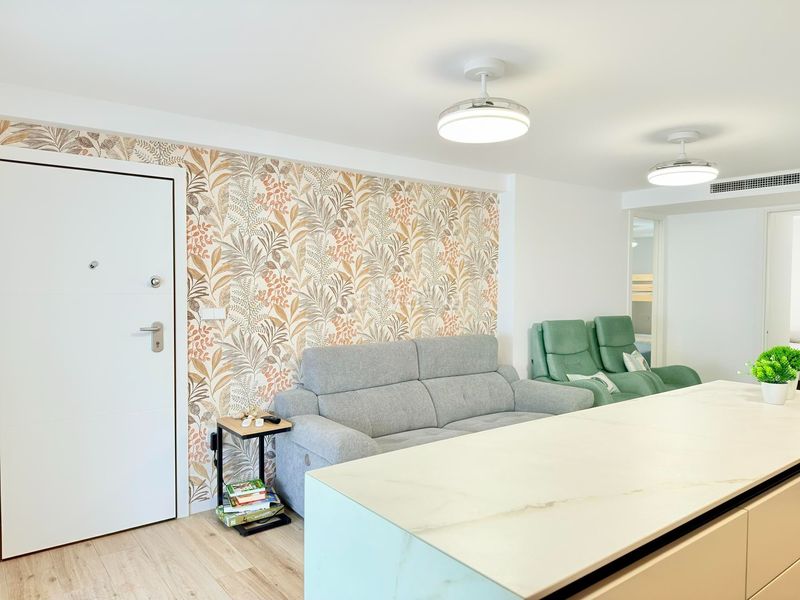 Foto db947bae-8f2a-4e88-865e-744bc2a6866e. Apartamento exclusivo apartamento reformado de 3 dormitorios primera línea del mediterráneo, las sirenas i, la manga km 1 en Manga del Mar Menor (La)