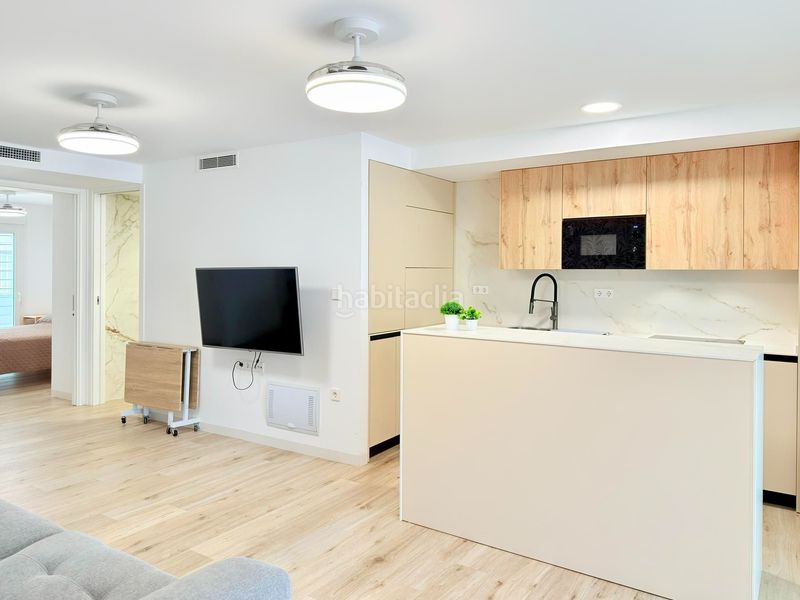 Foto f04f8147-9e84-44d1-a002-18c637308ac4. Apartamento exclusivo apartamento reformado de 3 dormitorios primera línea del mediterráneo, las sirenas i, la manga km 1 en Manga del Mar Menor (La)