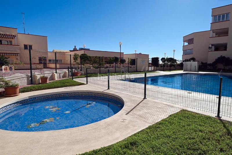 Foto a1ca1c2e-17c8-43e6-b2a0-f87d80cd96f6. Lloguer pis a calle de alemania 3 a Hacienda Torrequebrada Benalmádena