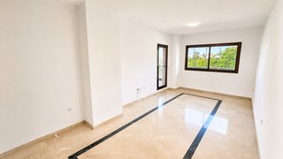 Location Appartement à El Pinillo. Exclusivo piso de 3 dormitorios con vistas al mar en el pinillo