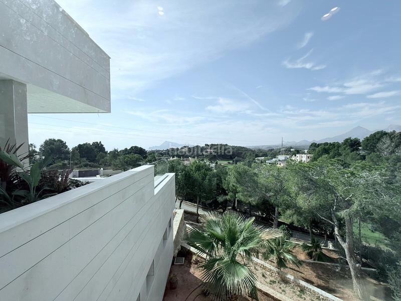 Foto 0babd0c2-c037-4611-bd9c-37b920847e7d. Chalet mit heizung parking pool in Altea la vella Altea