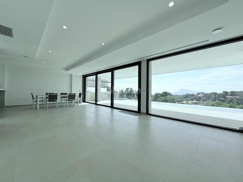 Foto 3c79715e-5c4b-4a05-a186-445d099cdc82. Chalet mit heizung parking pool in Altea la vella Altea