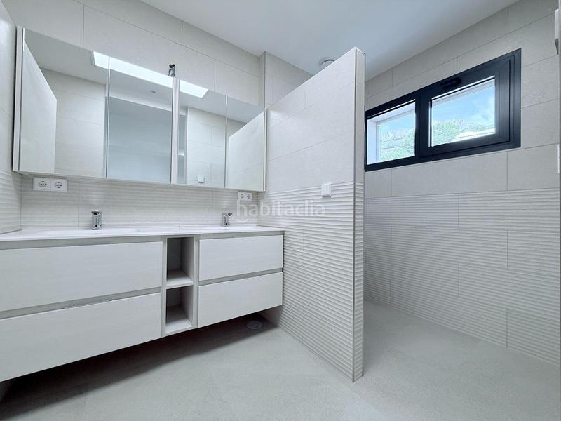 Foto c740a7ec-120e-4166-b550-27713f7ef769. Chalet mit heizung parking pool in Altea la vella Altea