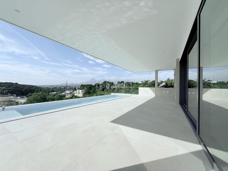 Foto de5147a9-5d75-4a35-a8d5-49b97bebe462. Chalet mit heizung parking pool in Altea la vella Altea