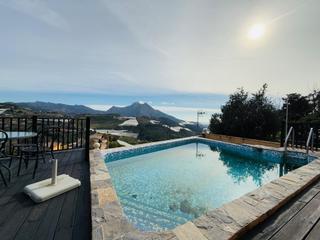 Xalet a Callosa d´en Sarrià. Exclusiva villa con vistas al mar y la montaña en almedia callos