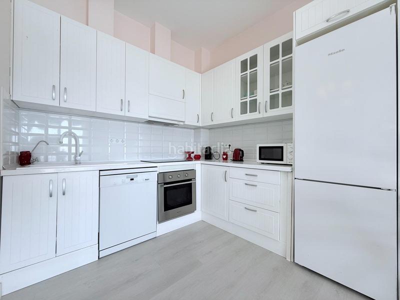 Foto 39559608-8fc0-4235-a015-8c970272900c. Piso exclusivo apartamento en primera línea de playa ! en Altea