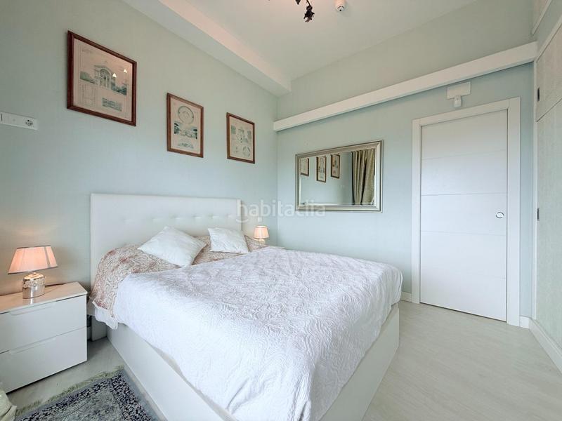 Foto 5c07be77-4a54-456a-bbba-8efcd65f3841. Piso exclusivo apartamento en primera línea de playa ! en Altea