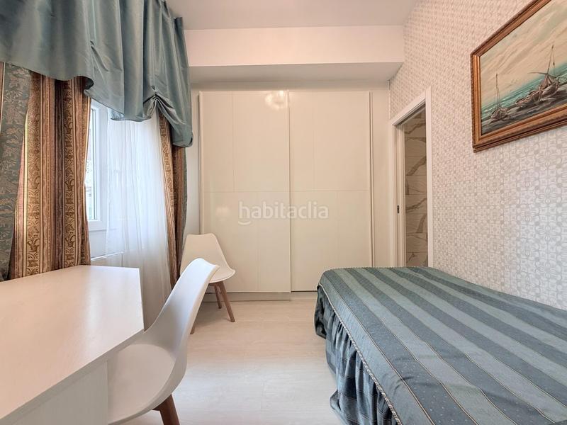 Foto 6ffe1a2f-a8d2-470a-8512-c96267401827. Piso exclusivo apartamento en primera línea de playa ! en Altea