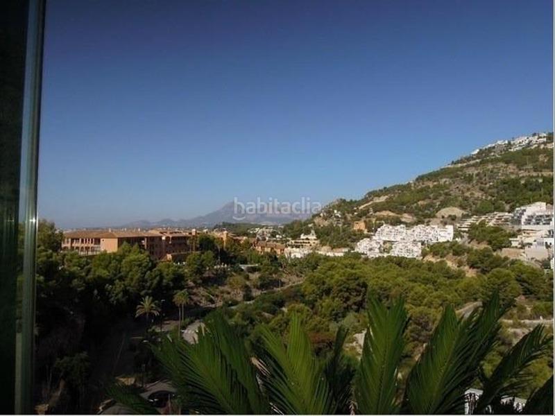 Foto 7a8e8a36-61c4-44d9-bad6-f514d9a57719. Miete appartement mit parking pool in Mascarat Altea