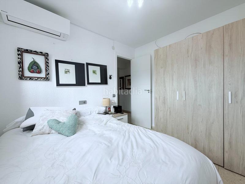 Foto 8676b0f0-985e-4ef8-bd46-83e78b2cc14d. Location appartement avec piscine dans Playa Poniente Benidorm