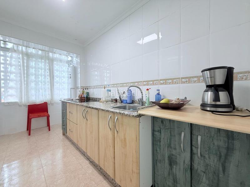 Foto 9fcd11a9-7bc6-42c5-a38e-29f0ebe804db. Location appartement avec piscine dans Playa Poniente Benidorm