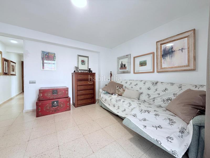 Foto a6ee82c3-a671-42c0-a520-0df3e00ccd79. Location appartement avec piscine dans Playa Poniente Benidorm