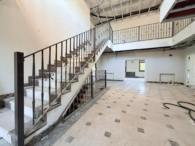 Foto cb111159-8a0e-4232-9848-f8aa128d6176. Chalet villa con gran parcela, piscina y caballerizas una oportunidad única para crear tu sueño en Polop