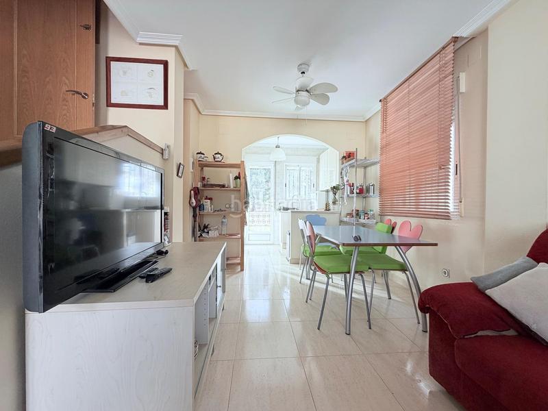 Foto f182472a-297a-40c5-932a-b843b0cf293f. Xalet amb piscina a Polop