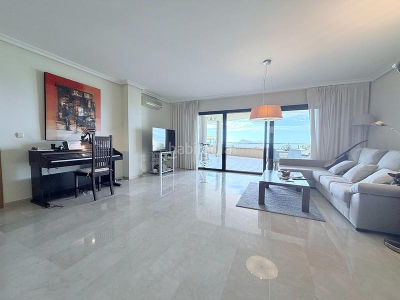 Foto d2626845-679f-4c42-b04b-e5b472055424. Appartement mit parking pool in Altea hills Altea