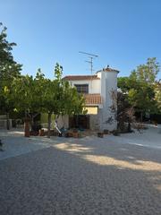 Chalet  Avinguda de les tres cales 260a. Acogedora casa con jardín en les tres cales – l’ametlla de mar