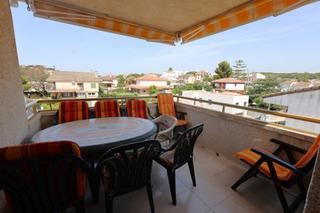 Etagenwohnung  Calle plato. Piso en venta en creixell