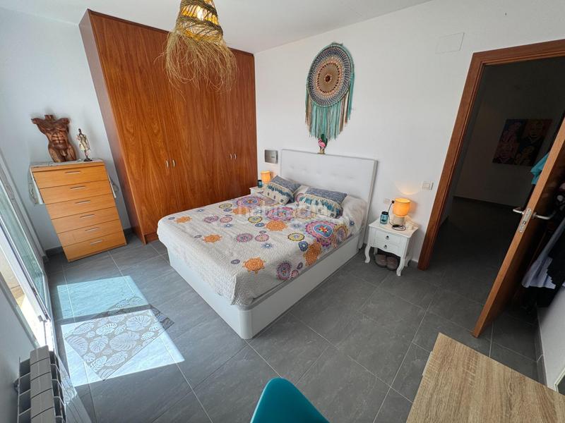 Foto 3ff8aeb7-909e-4ae5-be57-cdb6ba1efdd8. Loft  de diseño con patio y garaje privado a pasos de la playa en Calafell