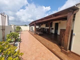 Zweistckige Wohnung  Carrer roser del