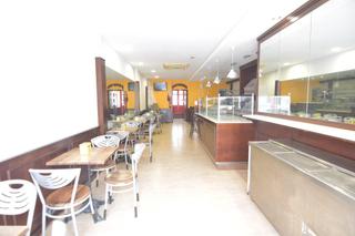 Local commercial à Principal 16. Local listo para abrir