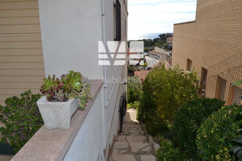 Foto 77c0e730-bb7b-4768-8b0a-37f6c9174ef1. Casa adossada amb calefacció a Segur de Calafell nucli urbà Segur de Calafell