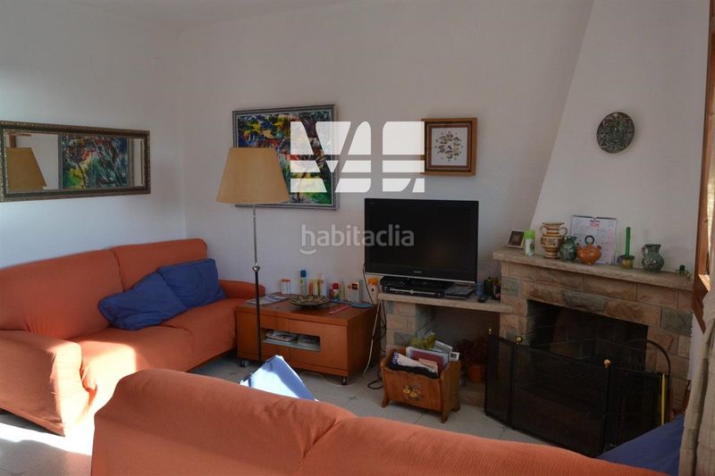 Foto 9ed7fa32-14a8-4d00-b726-8a1a07d284c8. Casa adossada amb calefacció a Segur de Calafell nucli urbà Segur de Calafell