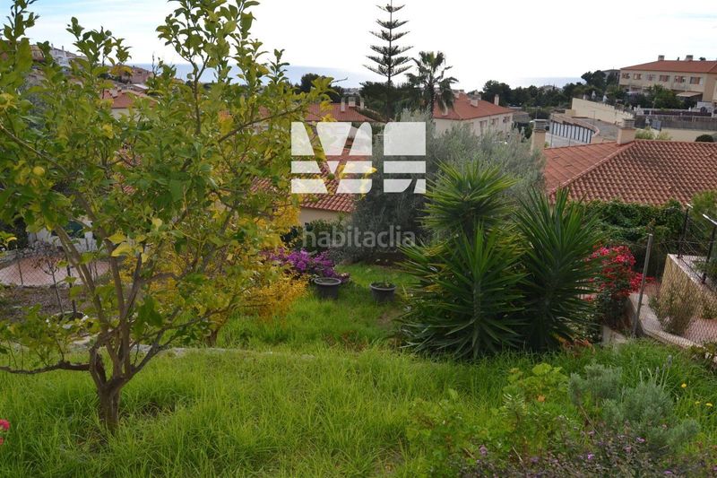 Foto 9fd5b8f8-8e0a-4b2b-a9a1-5e543765434d. Casa adossada amb calefacció a Segur de Calafell nucli urbà Segur de Calafell