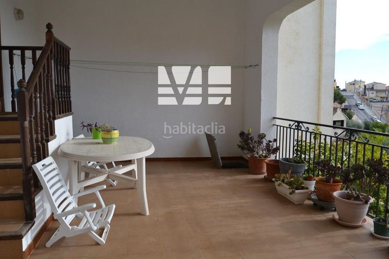 Foto bda087ee-16fd-406e-8918-89c74b340e85. Casa adossada amb calefacció a Segur de Calafell nucli urbà Segur de Calafell